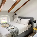 Parentium Loft Center Square Апартаменты Пореч