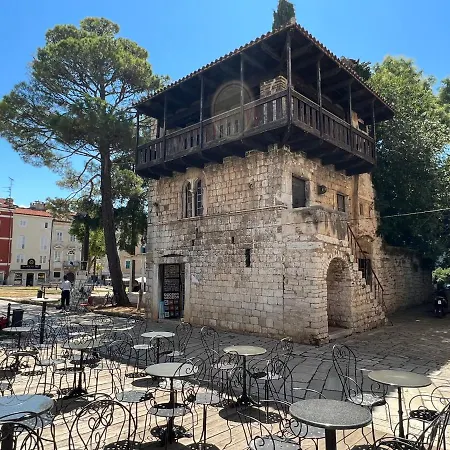 Parentium Loft Center Square