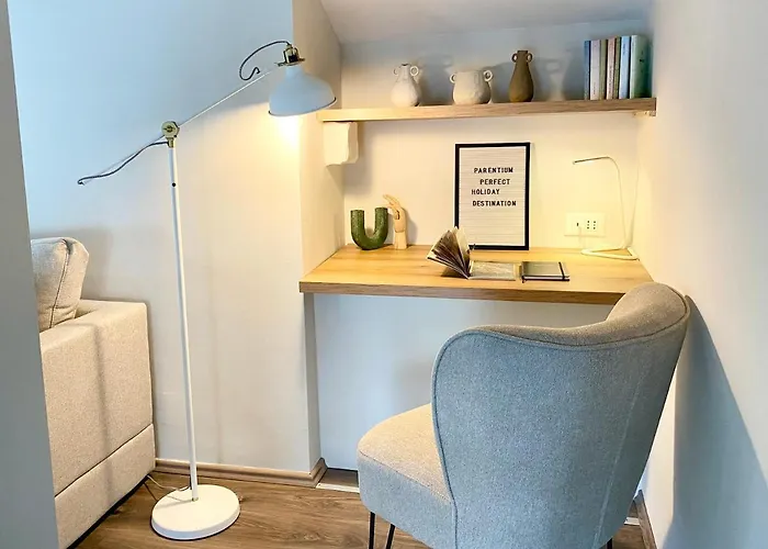 Parentium Loft Center Square Daire *