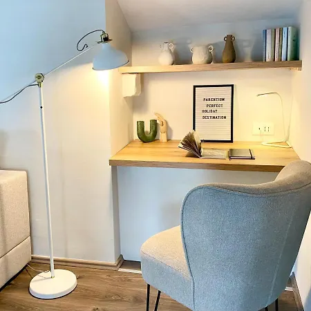 Parentium Loft Center Square Apartman *