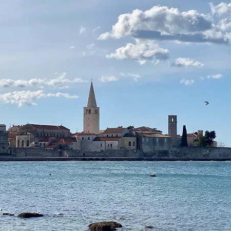 Parentium Loft Center Square Apartman Porec