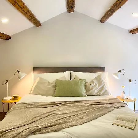 Parentium Loft Center Square