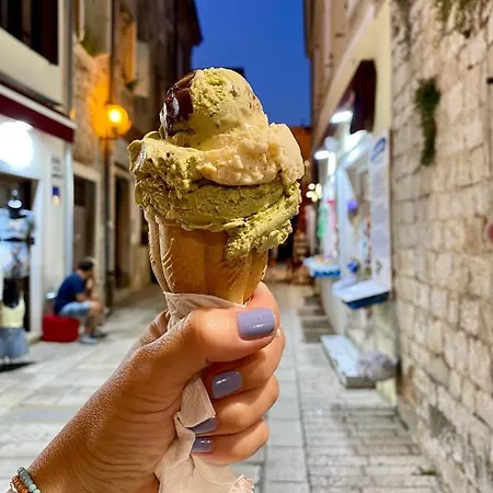 Lägenhet Parentium Loft Center Square Poreč